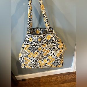 Vera Bradley tote bag